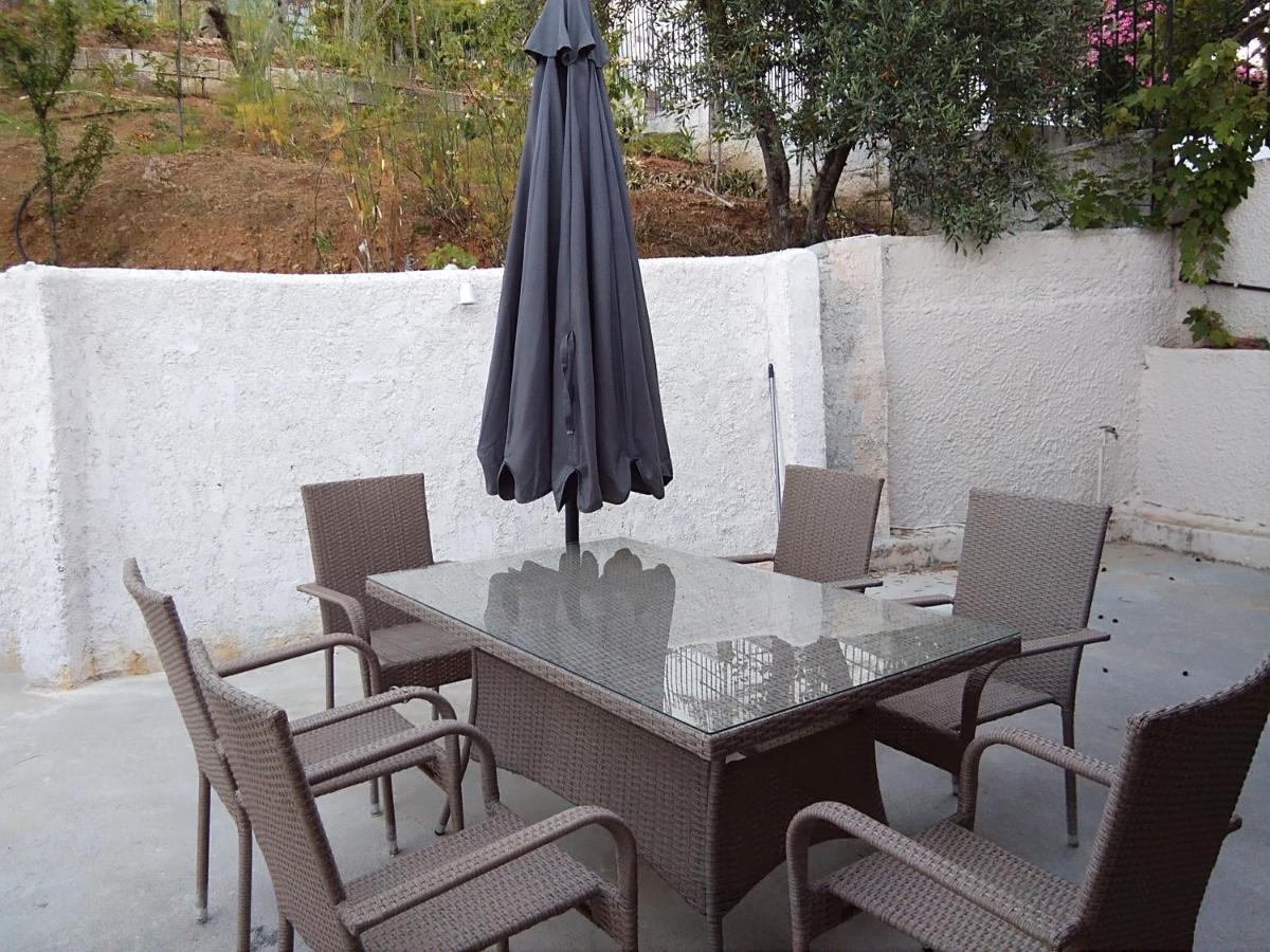 Nikos Victoria Hotel Skiathos Town Exterior photo