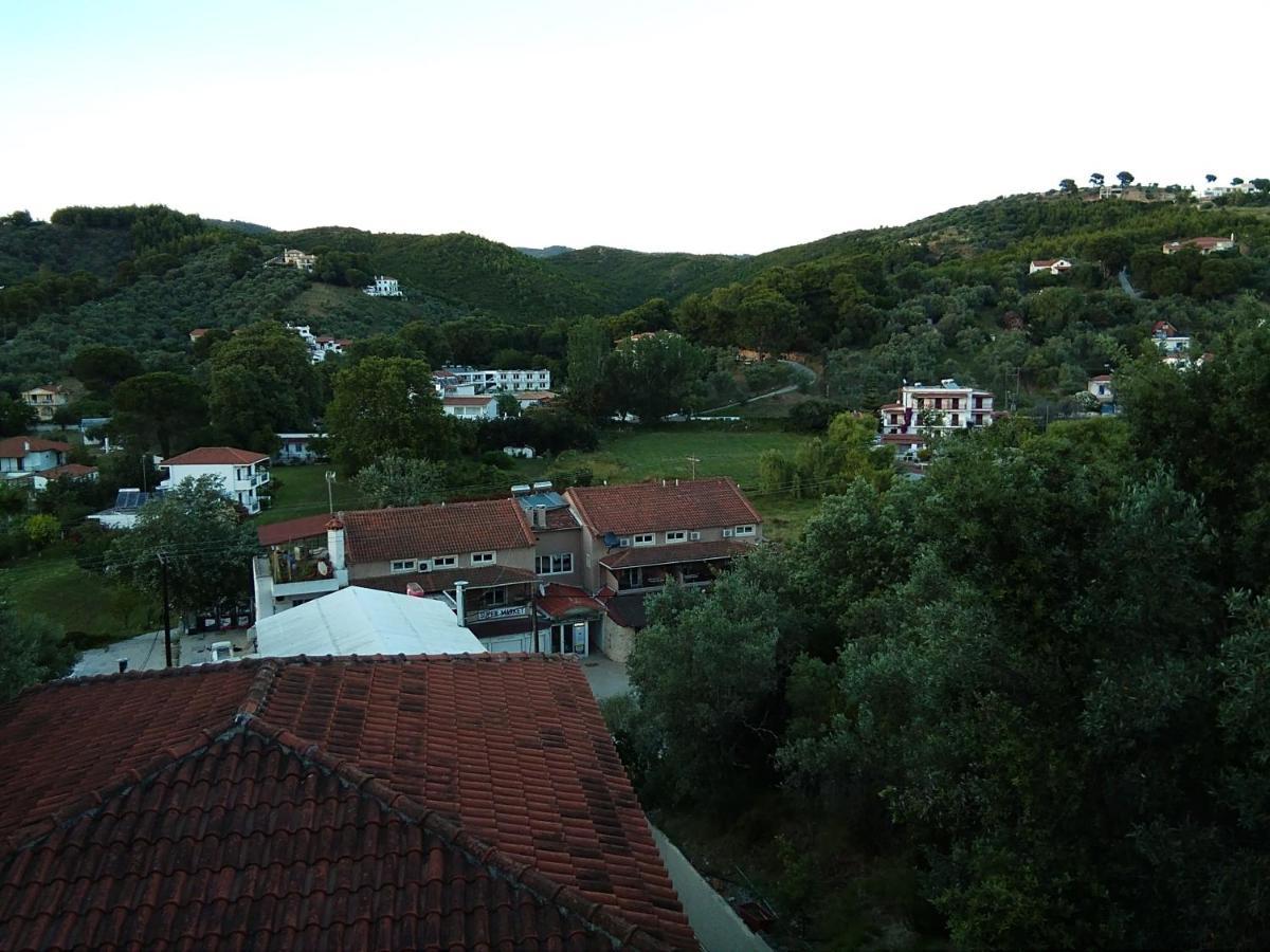 Nikos Victoria Hotel Skiathos Town Exterior photo
